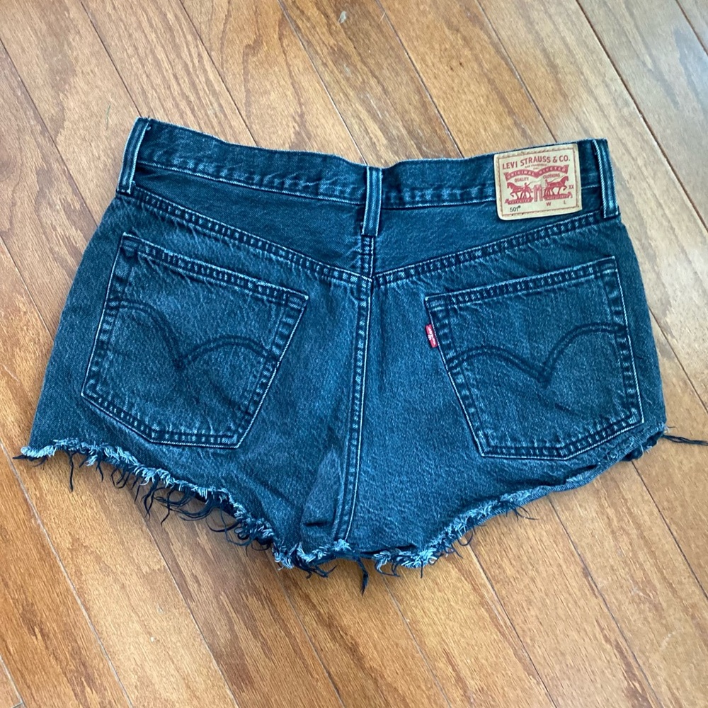 Levi Strauss & Co. 501 Women's Blue Denim Cut-off Shorts Button Fly Waist 30